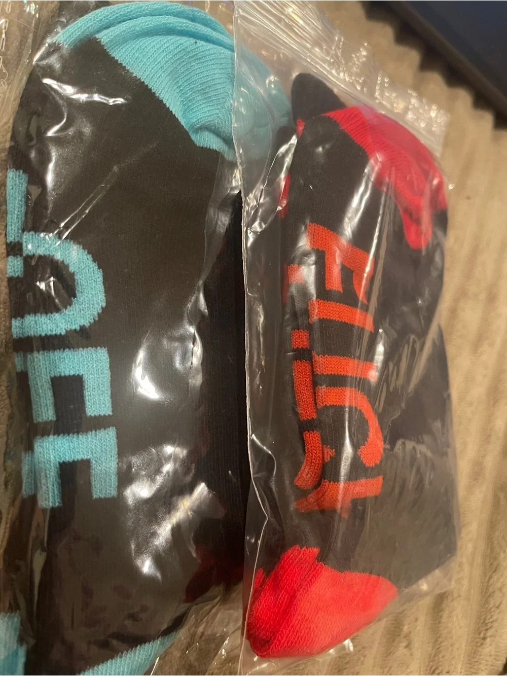 🪷 Set of 2 Bold Black Graphic 'F*ck Off' Crew Socks: Blue & Red